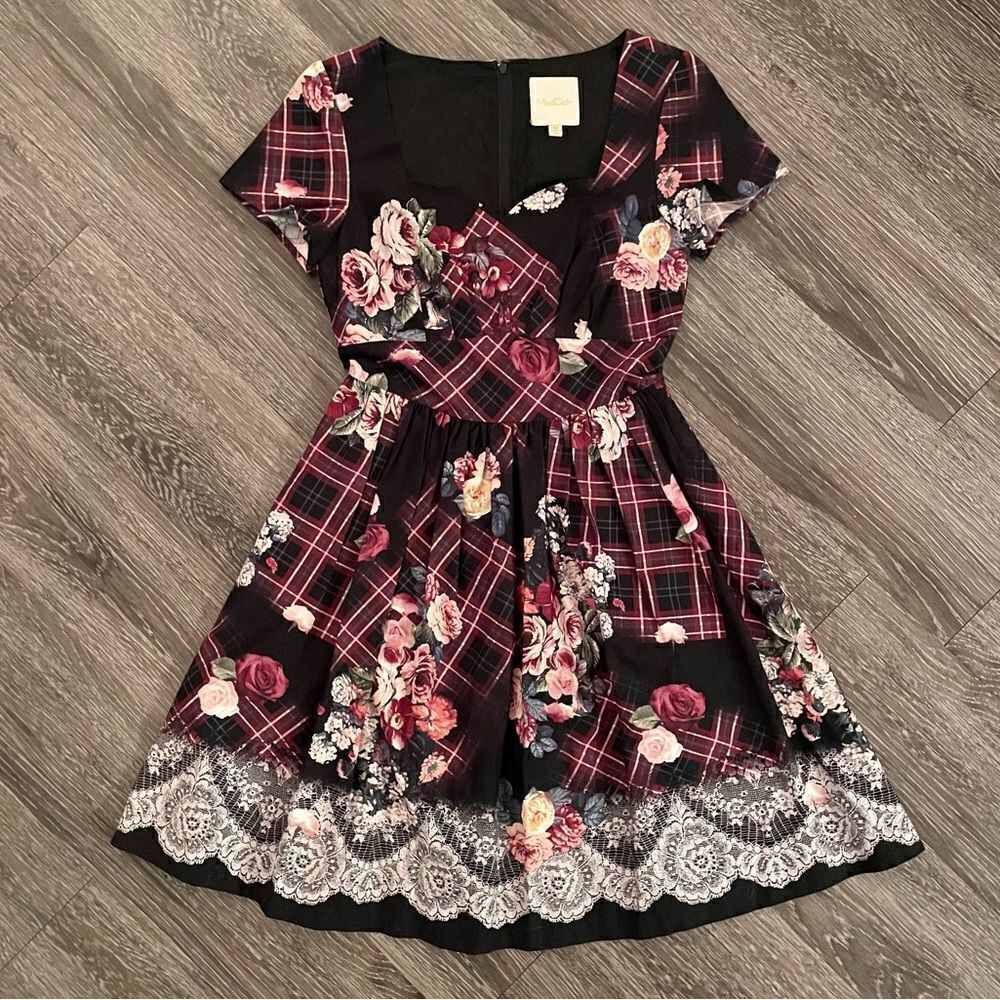 ModCloth floral plaid printed lace dress